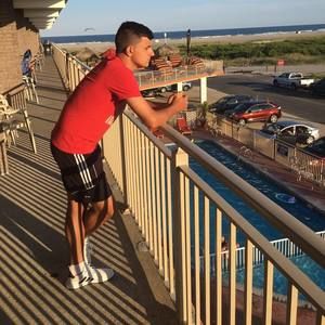 Meet your Posher, Dejan